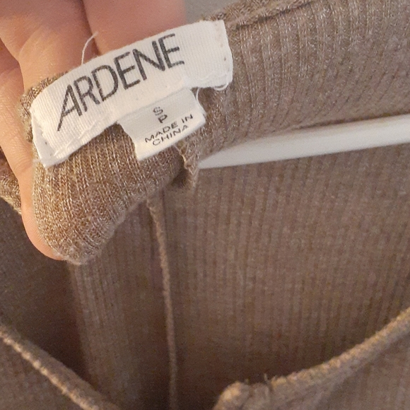 2/20 Long Sleeve Top With buttons - s/p - Picture 3 of 3